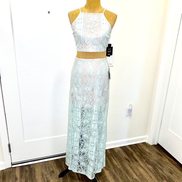 Lulus Dresses & Skirts - 👗 NWT lulus Mint two piece lace maxi dress sz xl